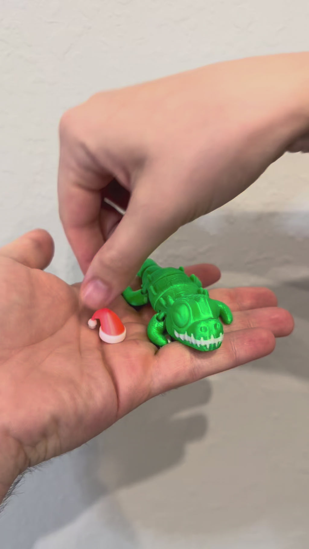 Articulated Sleeping Crocodile: Flexible Reptile Desk Décor